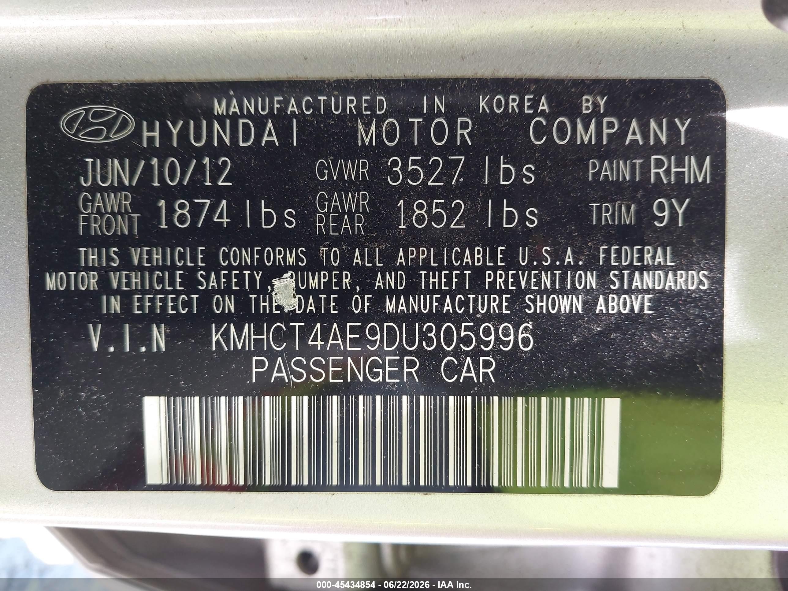 2013 Hyundai Accent Gls Silver vin: KMHCT4AE9DU305996
