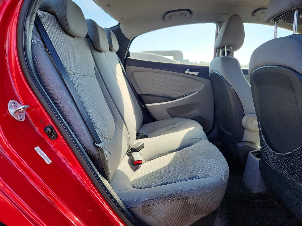 2013 Hyundai Accent Gls Red vin: KMHCT4AE9DU415673