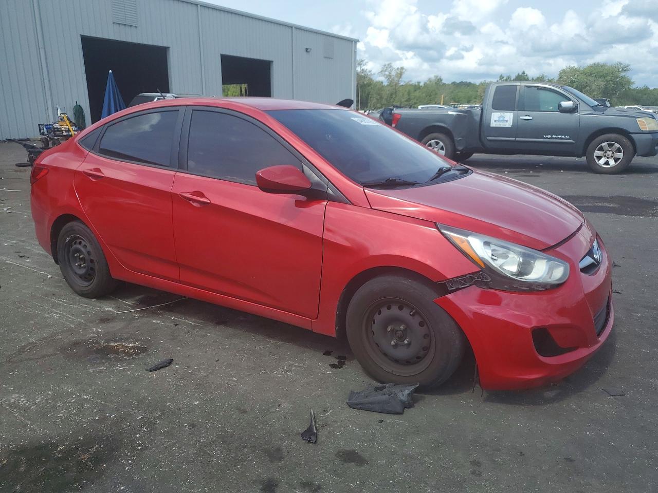 2013 Hyundai Accent Red vin: KMHCT4AE9DU419299
