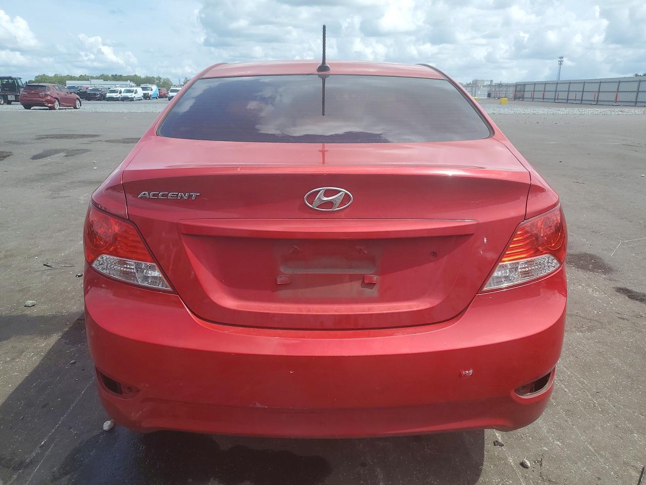 2013 Hyundai Accent Red vin: KMHCT4AE9DU419299