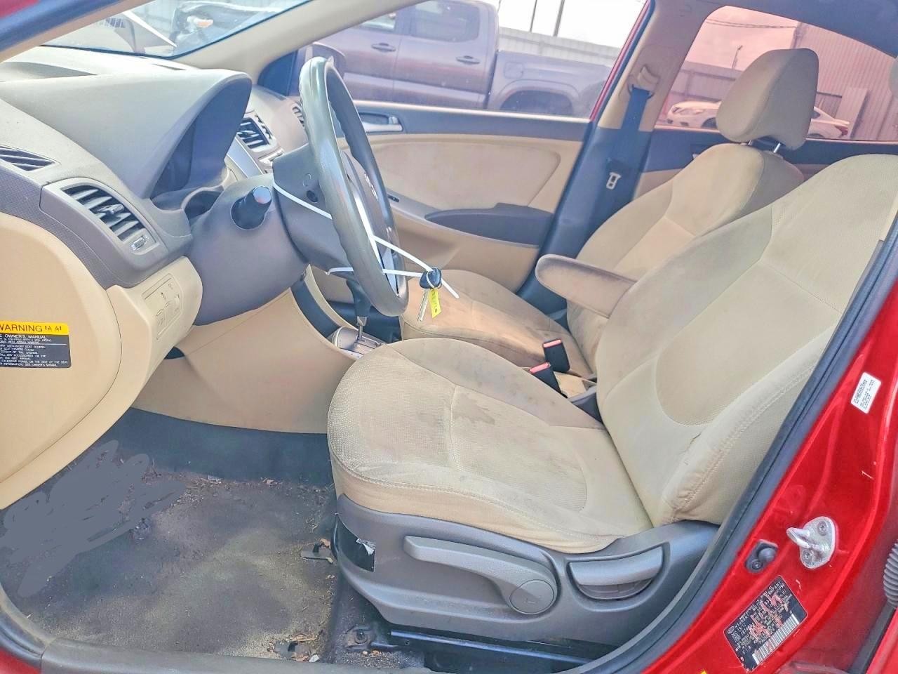 2013 Hyundai Accent Red vin: KMHCT4AE9DU419299