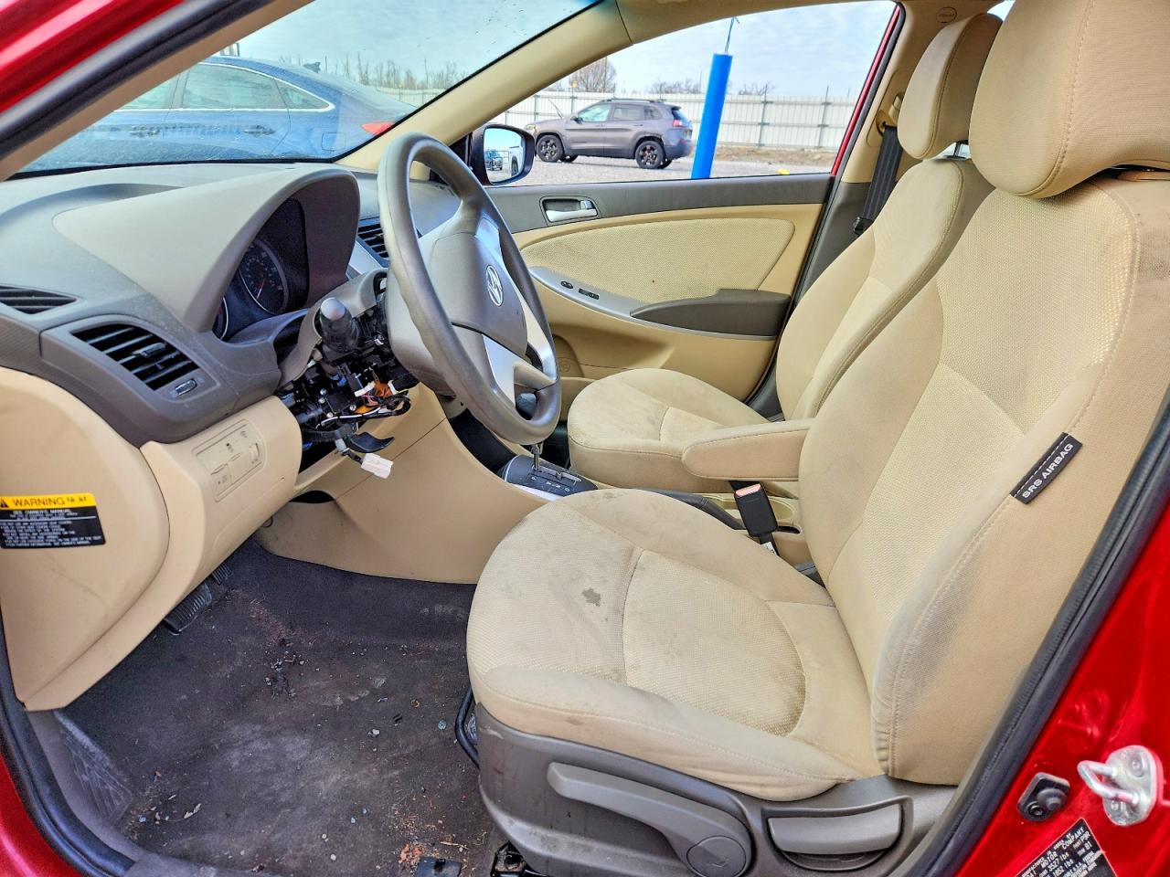 2013 Hyundai Accent Red vin: KMHCT4AE9DU471273