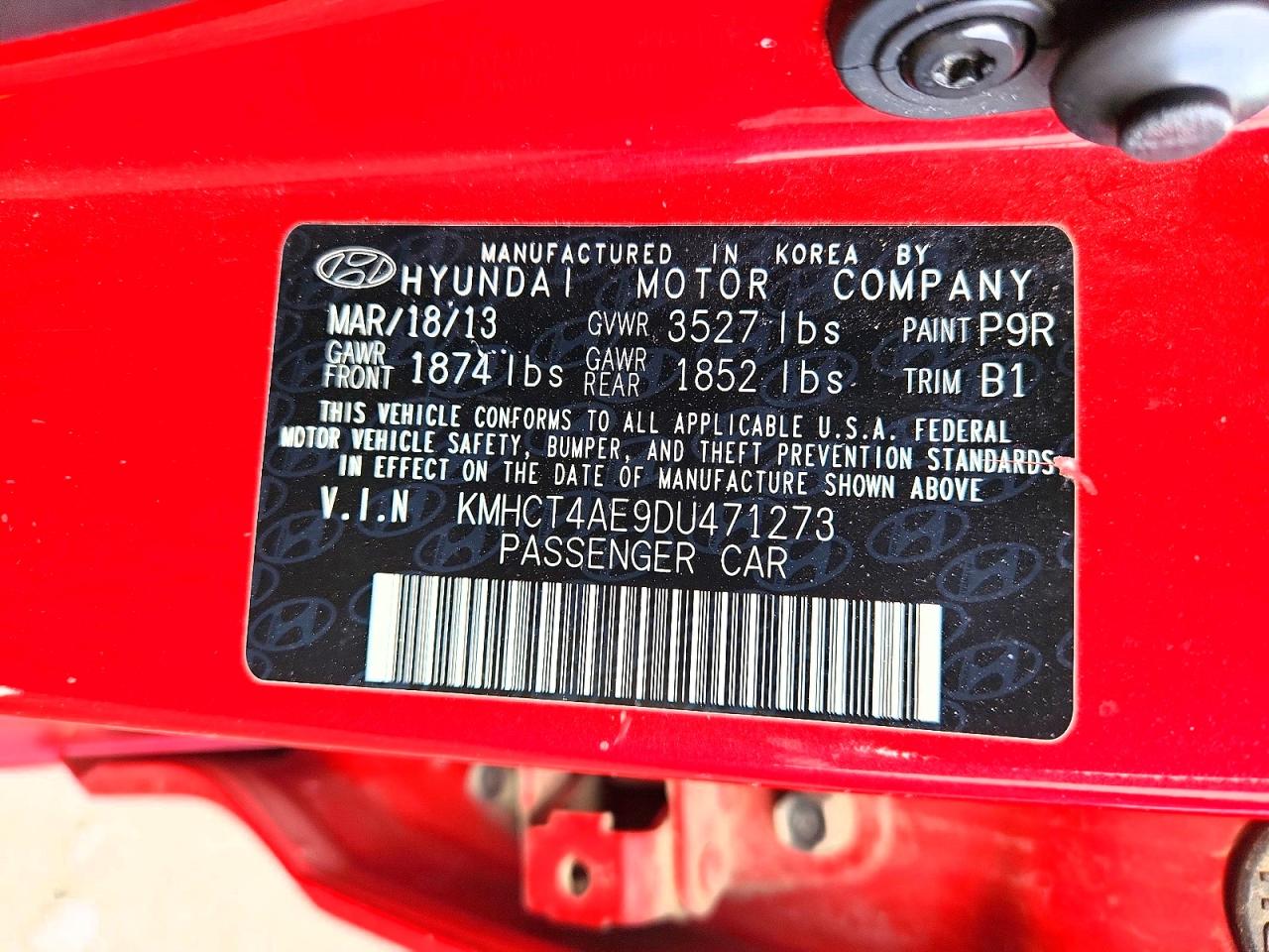 2013 Hyundai Accent Red vin: KMHCT4AE9DU471273