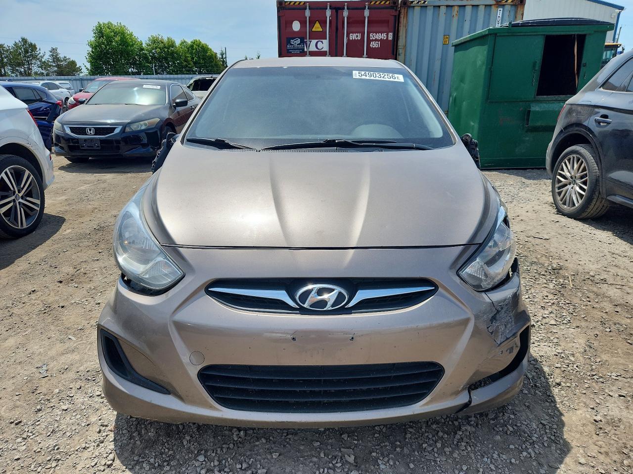 2013 Hyundai Accent Gl Gold vin: KMHCT4AE9DU510394