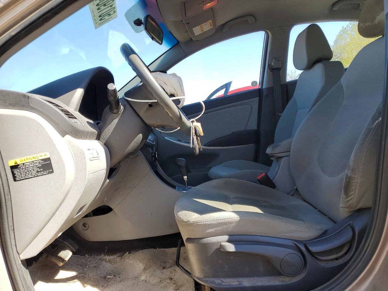 2013 Hyundai Accent Gls Серебряный vin: KMHCT4AE9DU511397