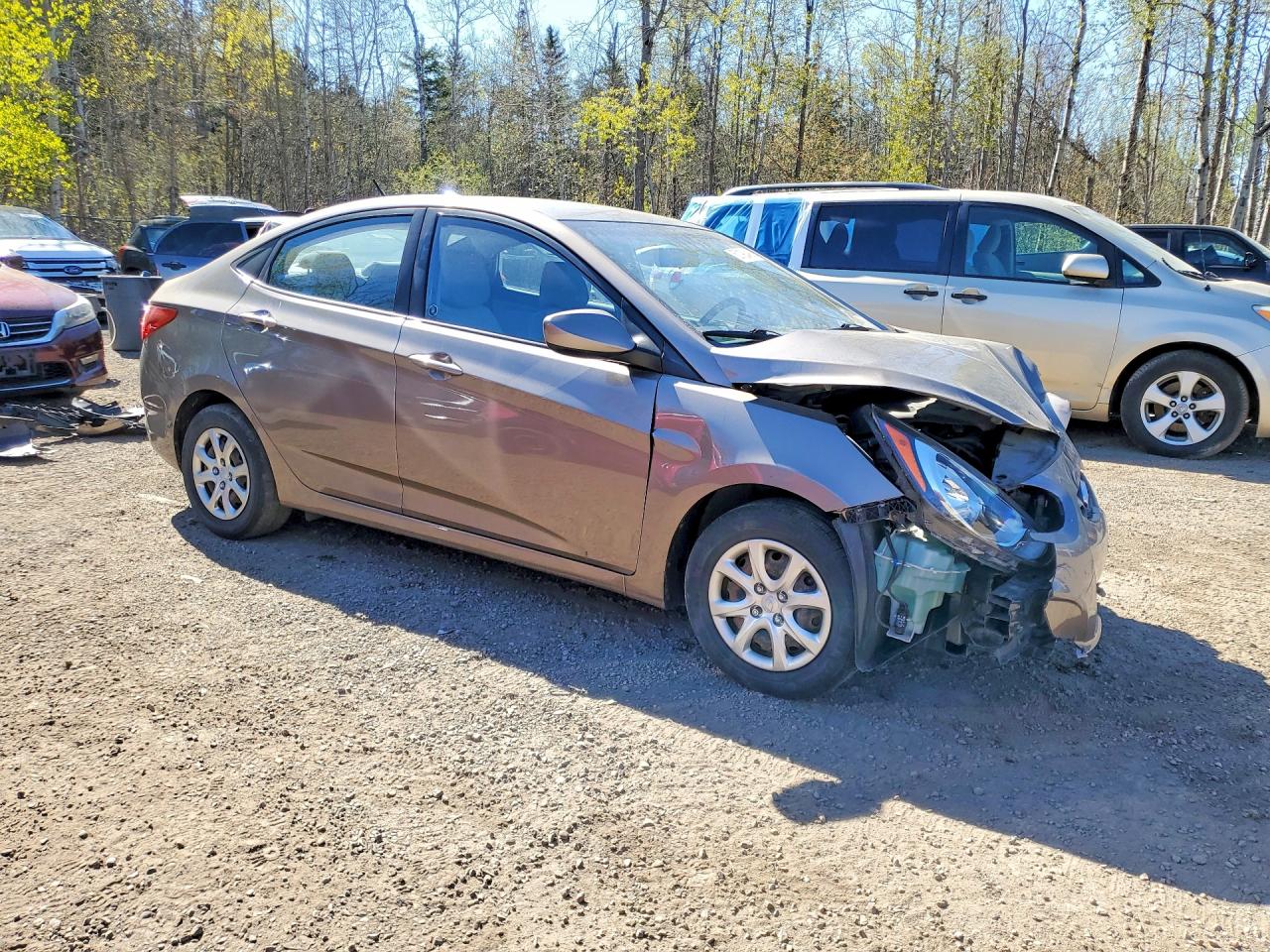 2013 Hyundai Accent Gls Серебряный vin: KMHCT4AE9DU511397