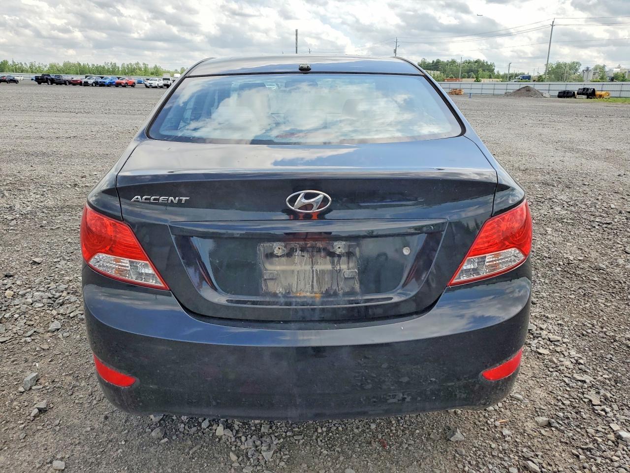 2013 Hyundai Accent Gls Black vin: KMHCT4AE9DU516194