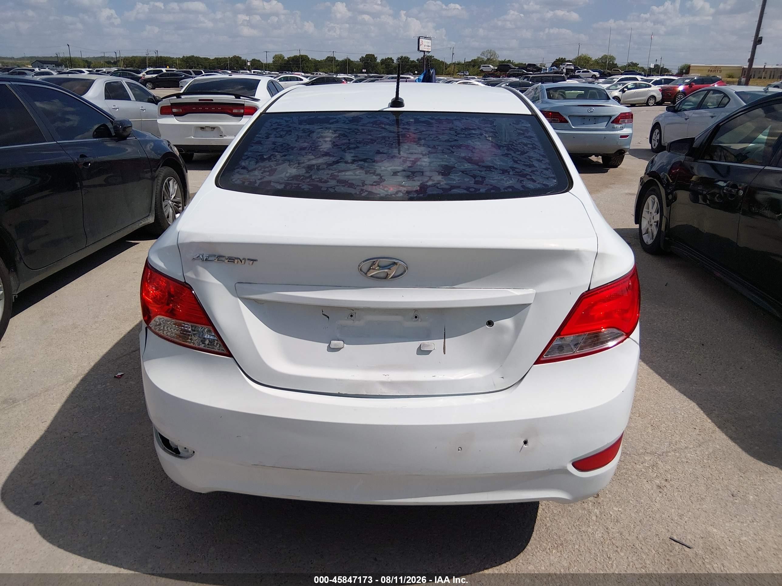 2013 Hyundai Accent Gls White vin: KMHCT4AE9DU524067