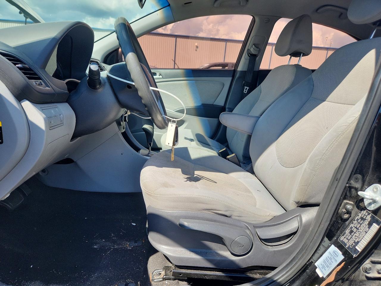 2013 Hyundai Accent Gls Black vin: KMHCT4AE9DU555397
