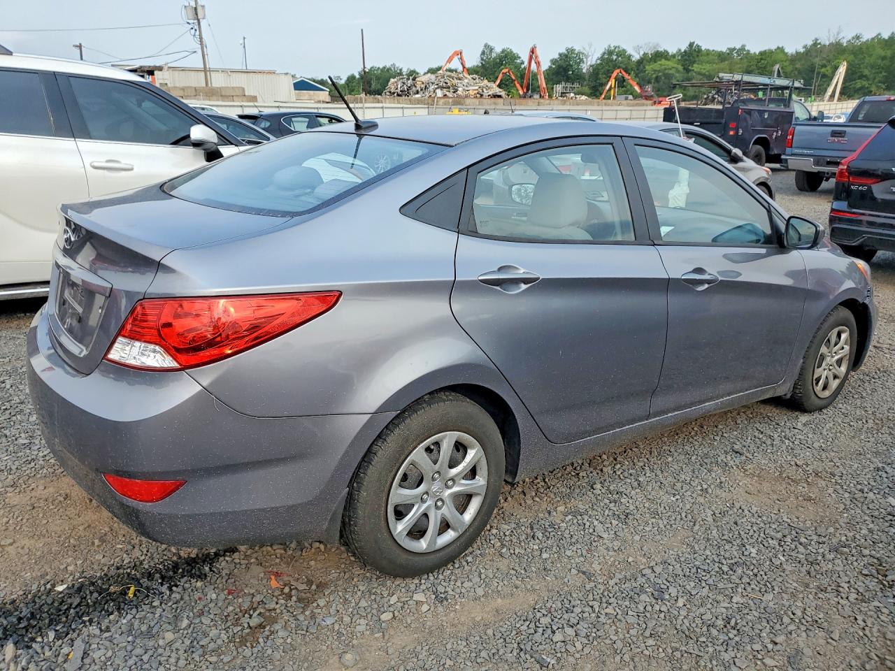 2013 Hyundai Accent Gls Серый vin: KMHCT4AE9DU563774