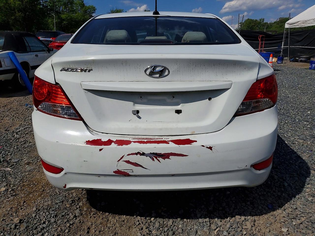 2013 Hyundai Accent Gls White vin: KMHCT4AE9DU566206