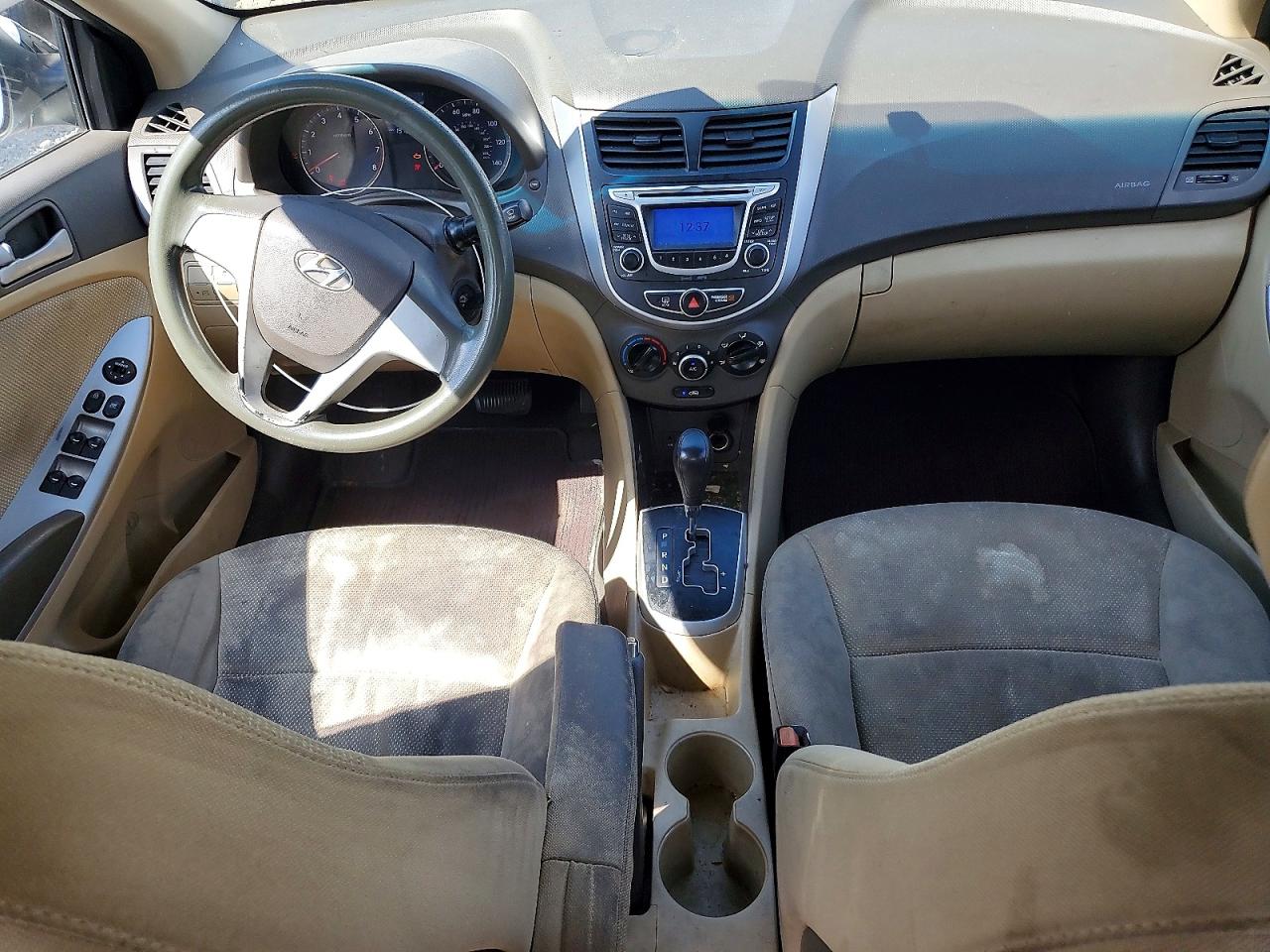 2013 Hyundai Accent Gls White vin: KMHCT4AE9DU566206