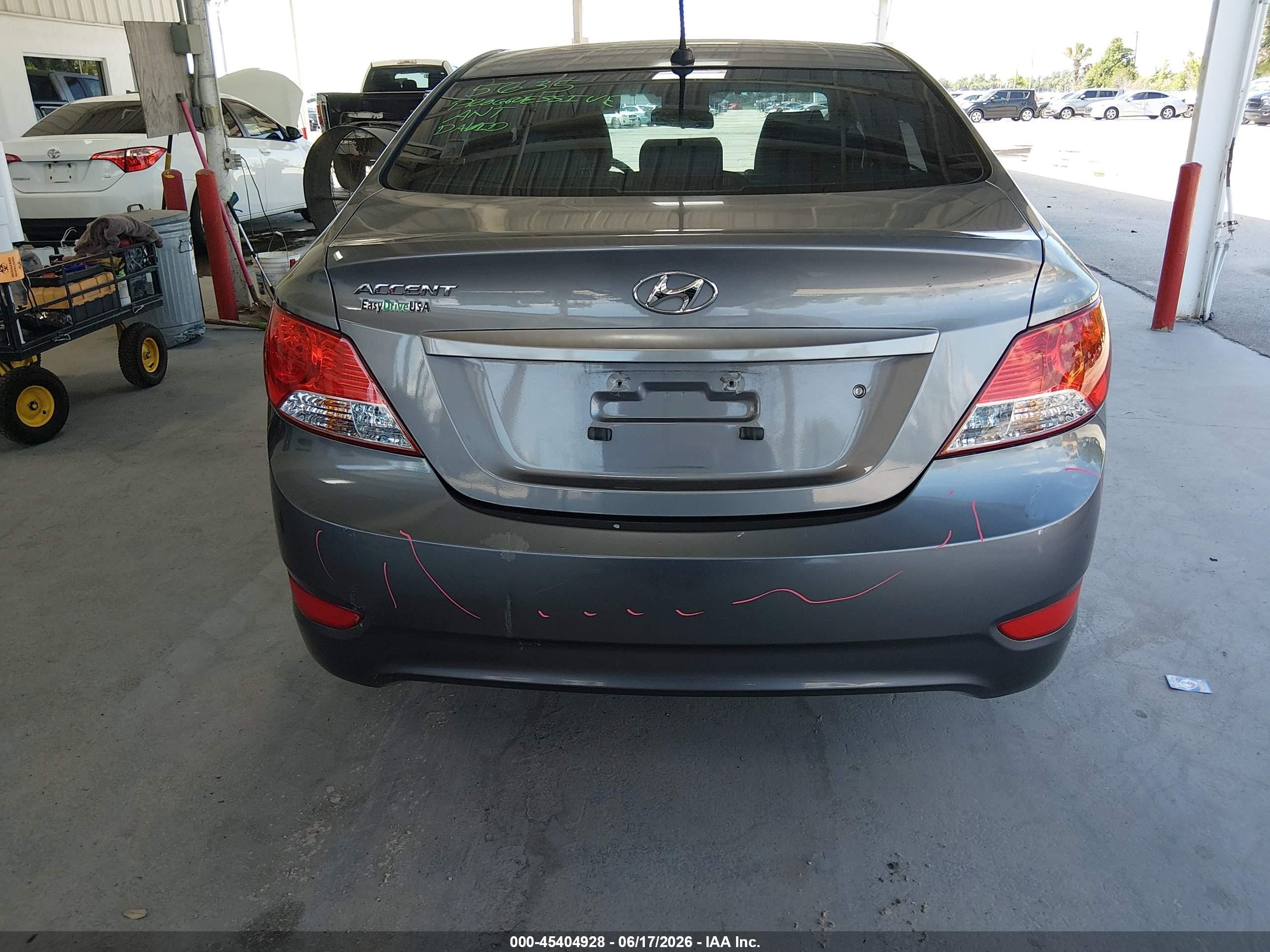 2013 Hyundai Accent Gls Pewter vin: KMHCT4AE9DU585502