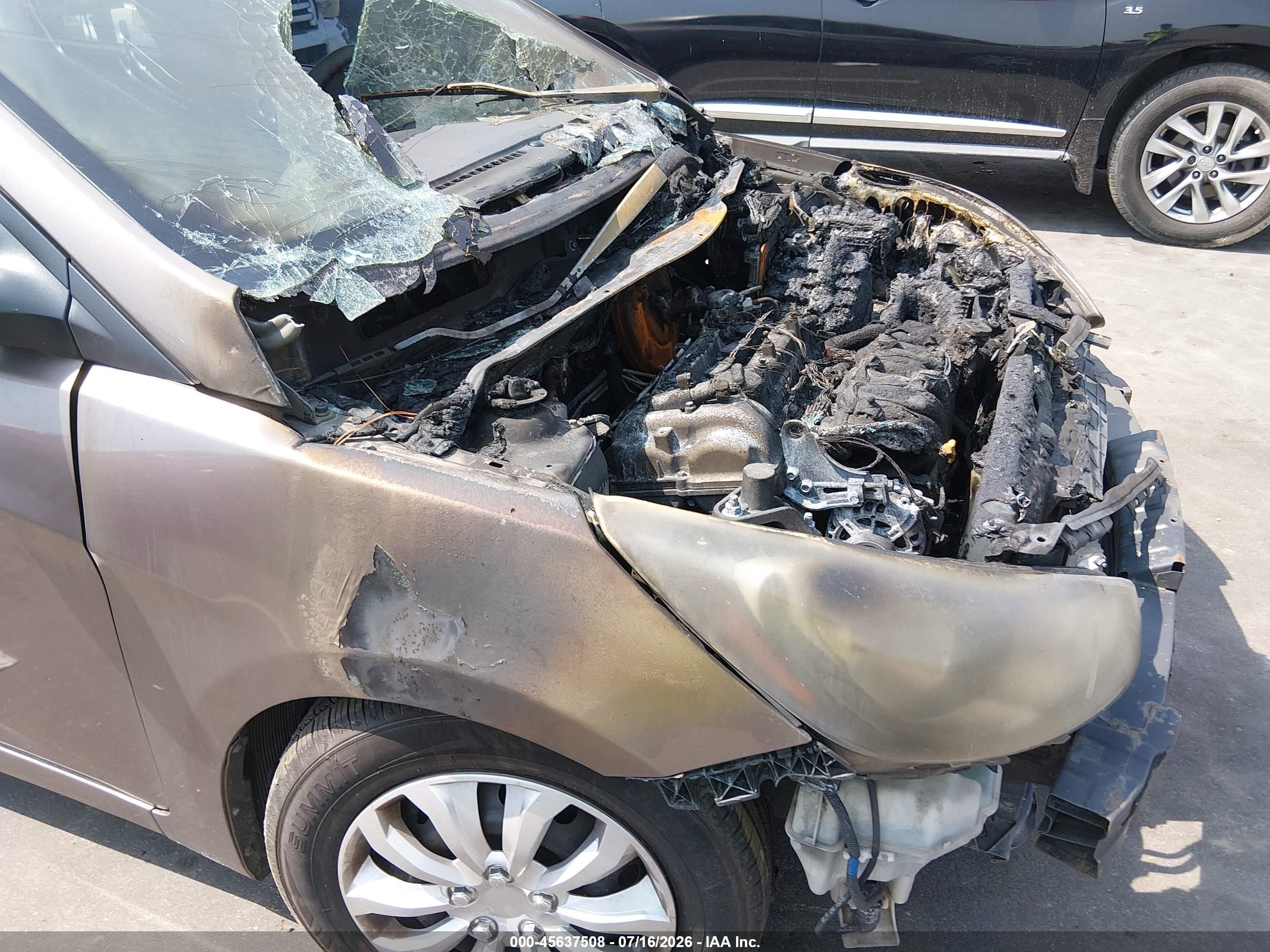 2014 Hyundai Accent Gls Gray vin: KMHCT4AE9EU492318