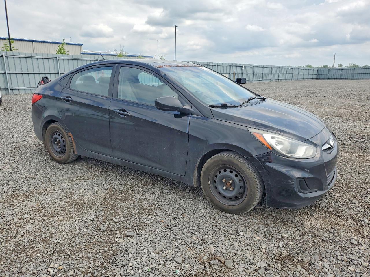 2014 Hyundai Accent Gls Black vin: KMHCT4AE9EU671295