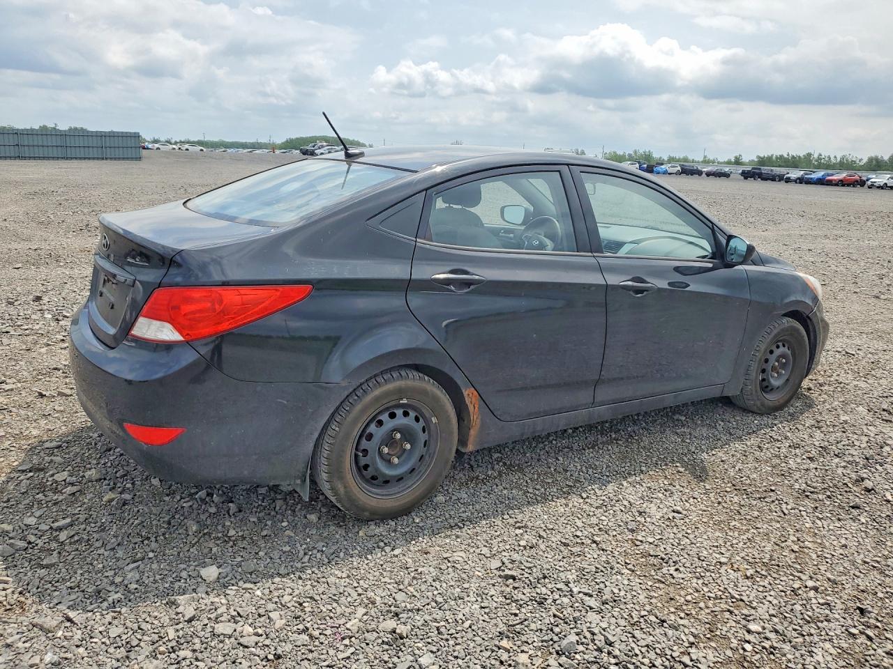 2014 Hyundai Accent Gls Black vin: KMHCT4AE9EU671295
