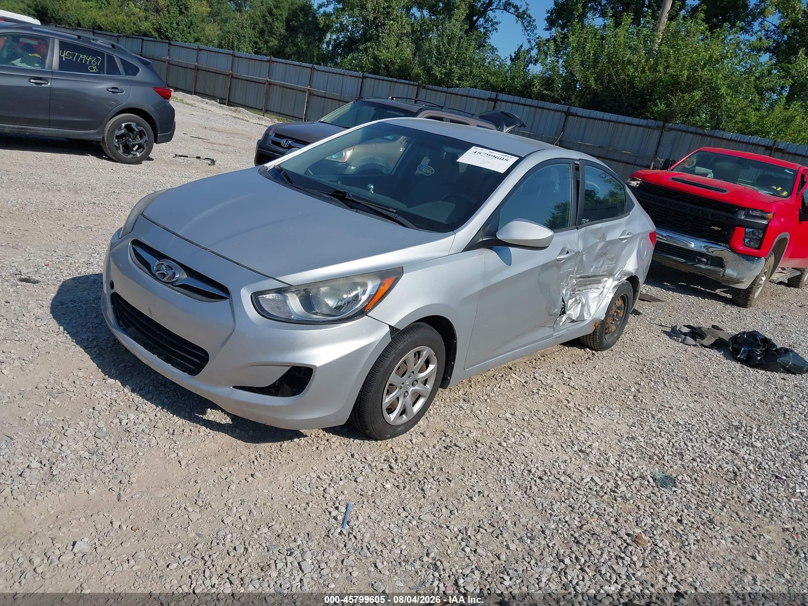 2014 Hyundai Accent Gls Silver vin: KMHCT4AE9EU696360