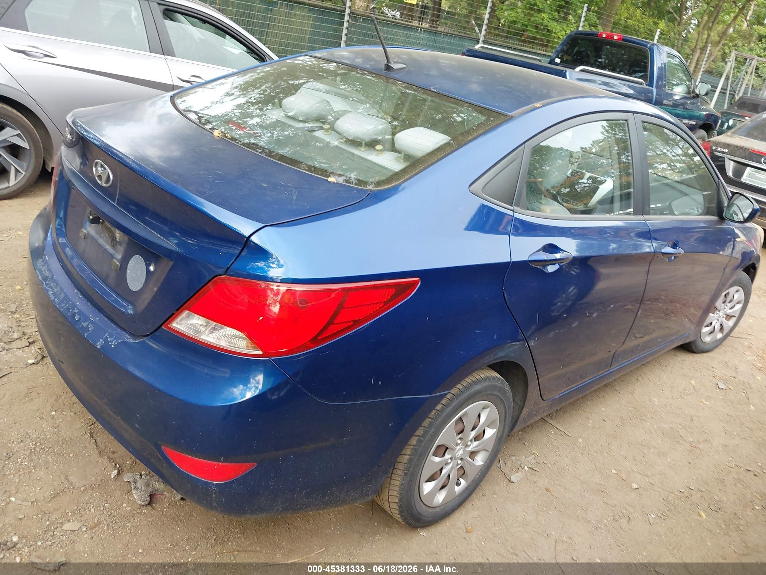 2015 Hyundai Accent Gls Blue vin: KMHCT4AE9FU796489