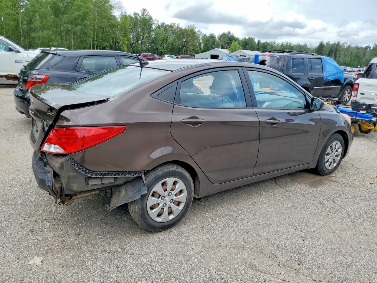 2015 Hyundai Accent Gls Brown vin: KMHCT4AE9FU810519