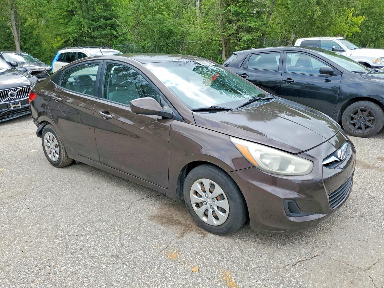 2015 Hyundai Accent Gls Brown vin: KMHCT4AE9FU810519