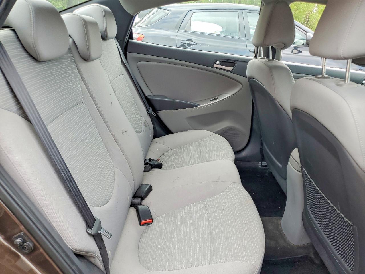 2015 Hyundai Accent Gls Brown vin: KMHCT4AE9FU810519