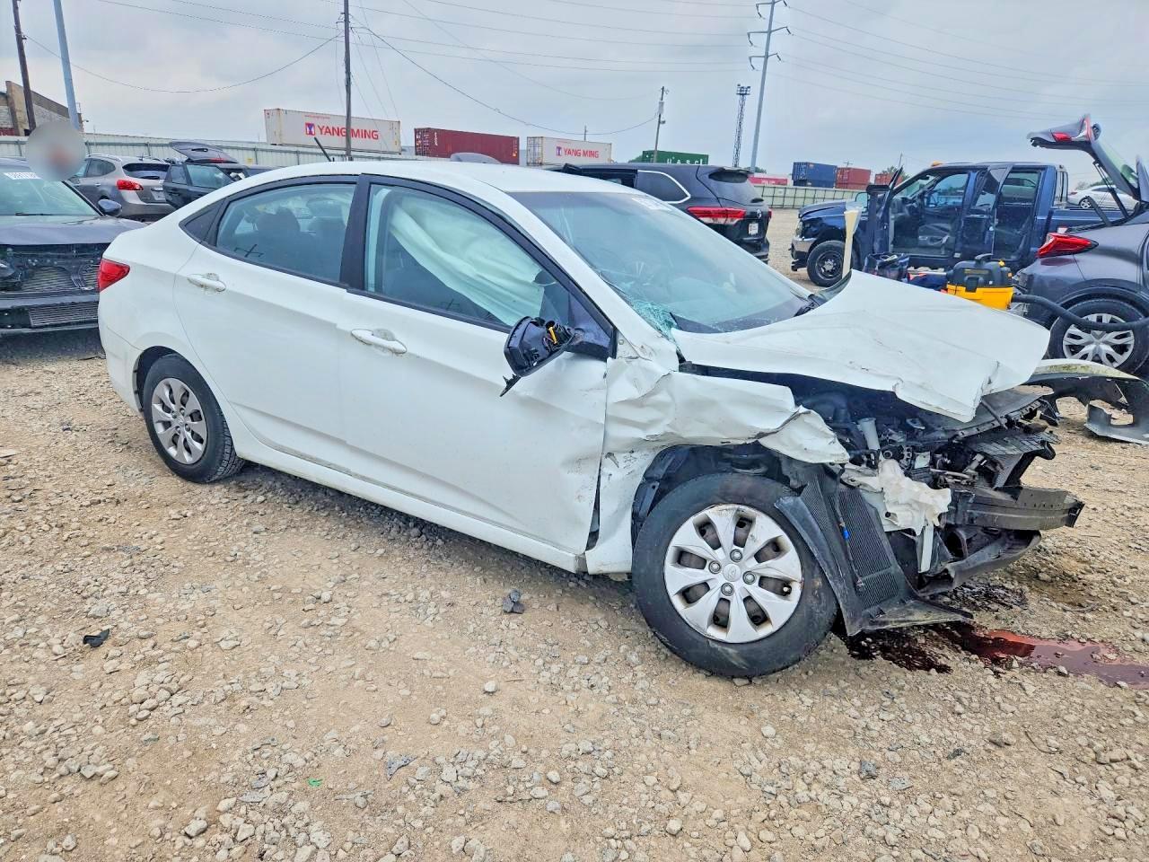 2015 Hyundai Accent Gls White vin: KMHCT4AE9FU853483