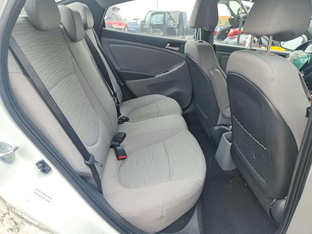 2015 Hyundai Accent Gls White vin: KMHCT4AE9FU853483