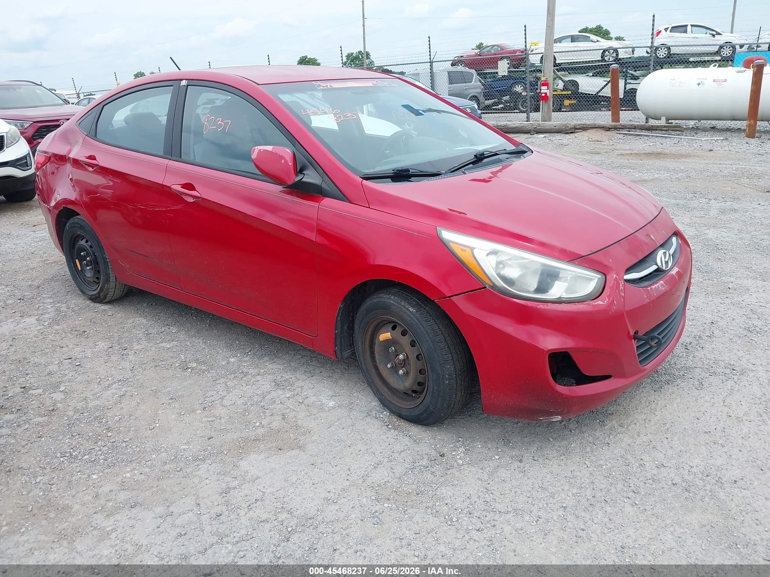 2015 Hyundai Accent Gls Красный vin: KMHCT4AE9FU915934