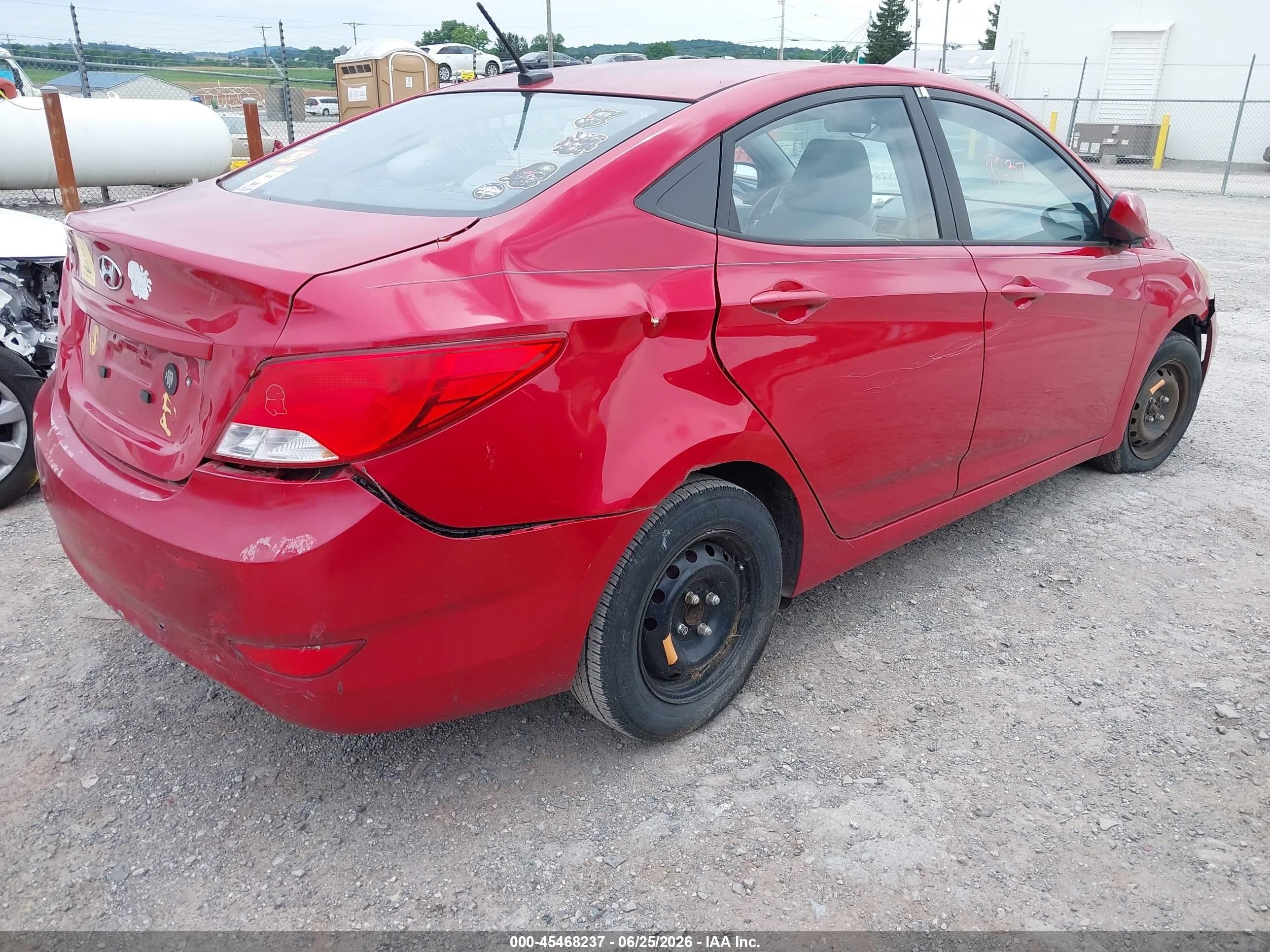 2015 Hyundai Accent Gls Red vin: KMHCT4AE9FU915934