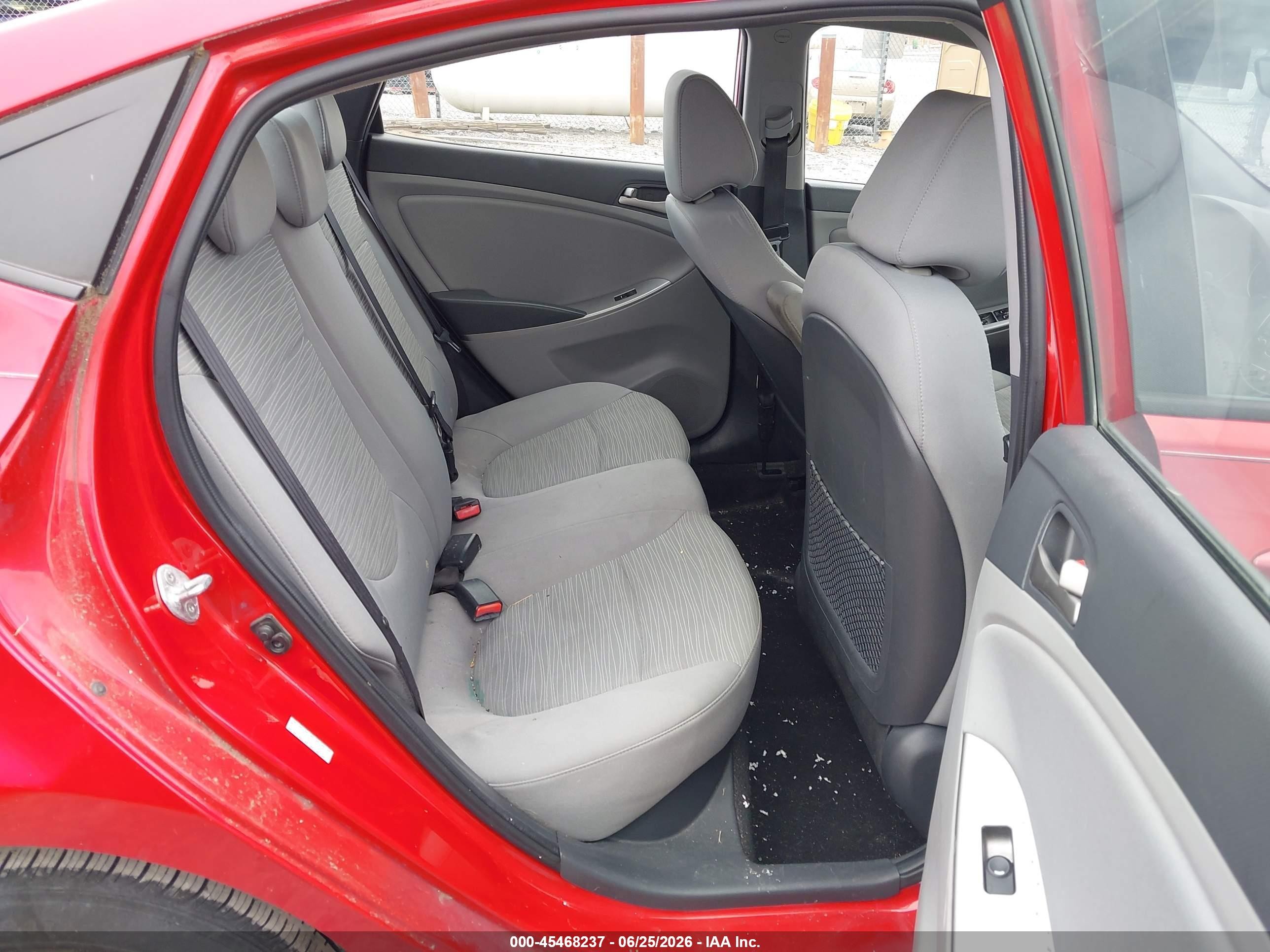2015 Hyundai Accent Gls Red vin: KMHCT4AE9FU915934
