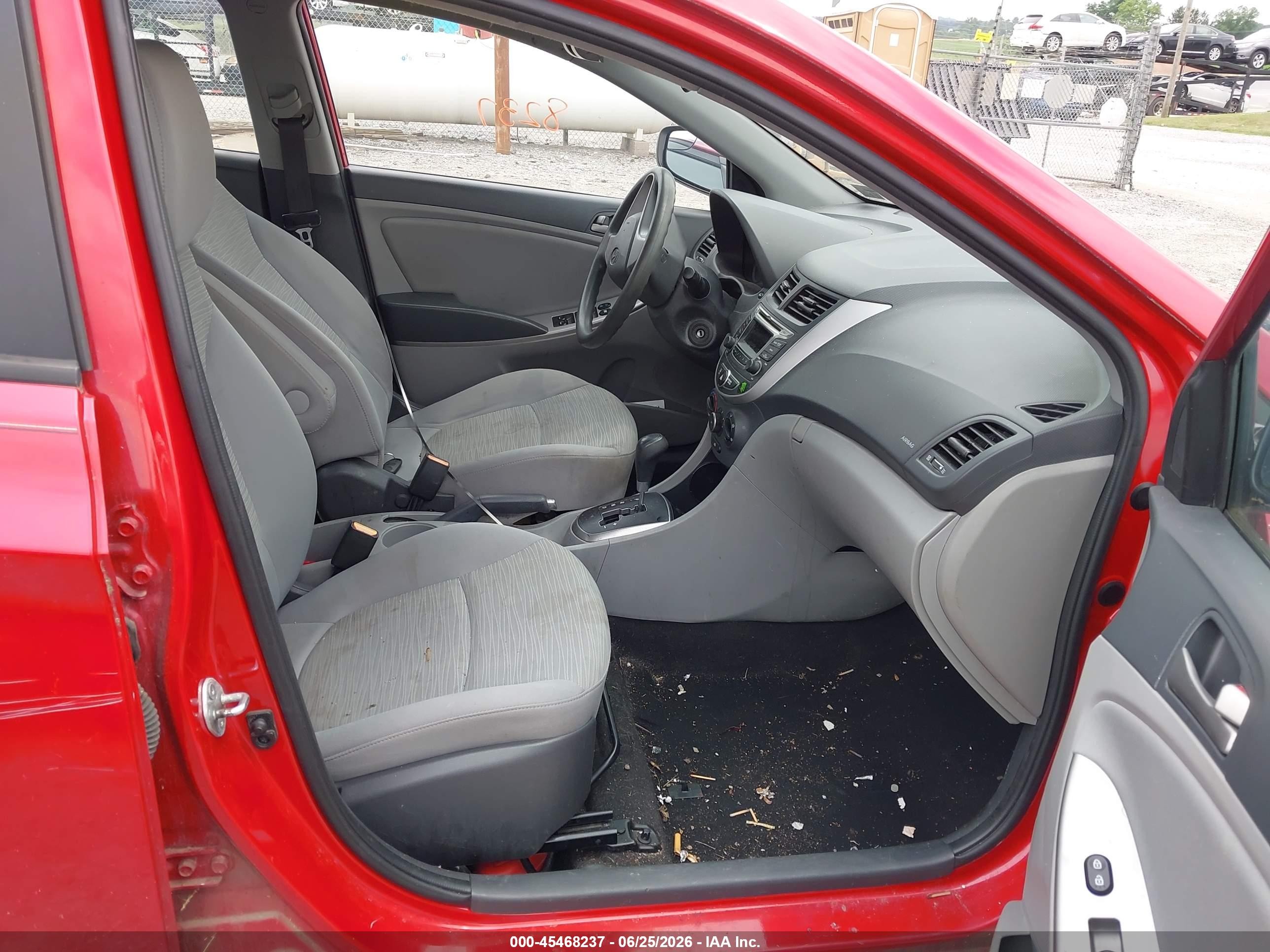 2015 Hyundai Accent Gls Red vin: KMHCT4AE9FU915934