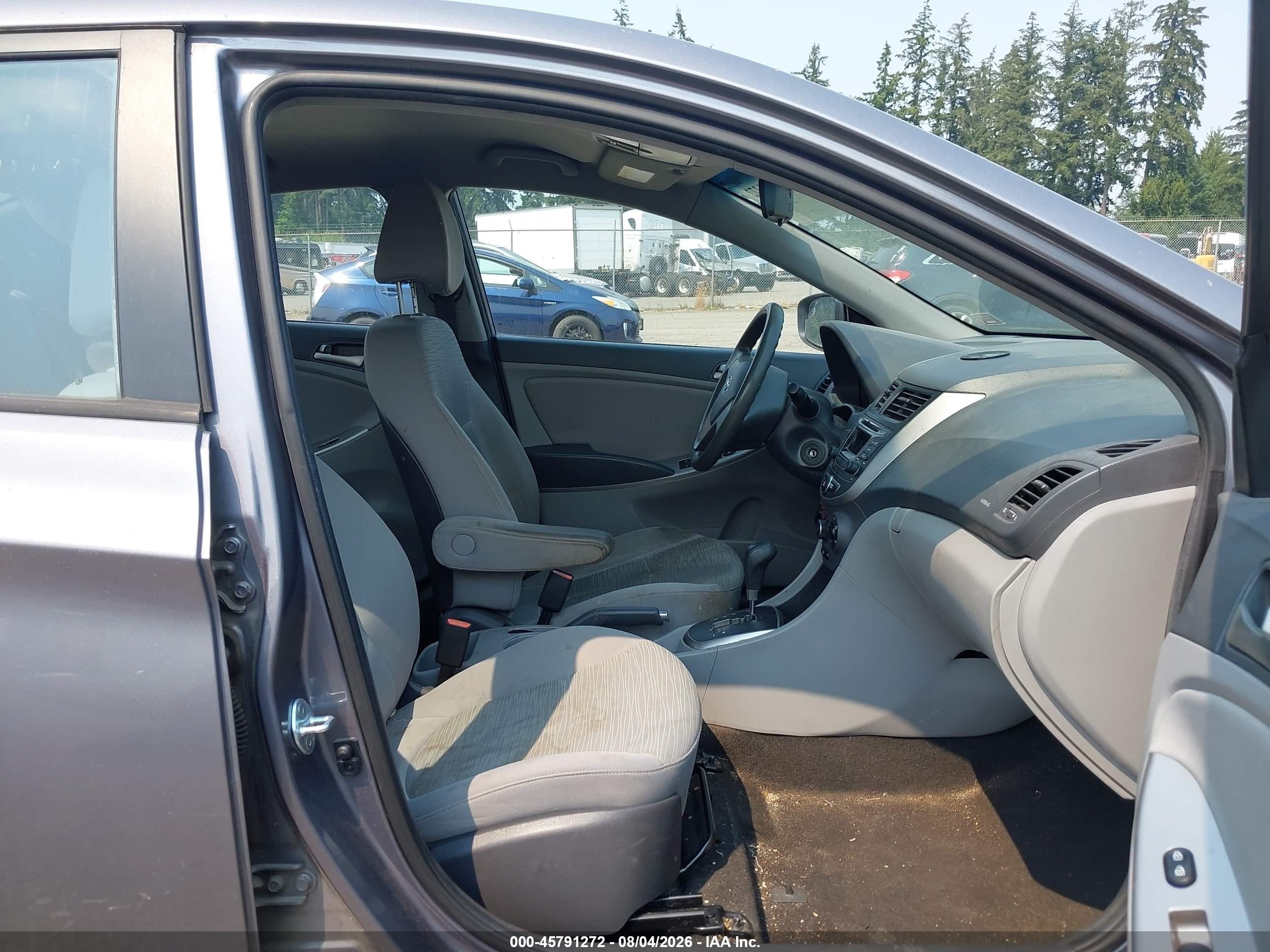 2015 Hyundai Accent Gls Gray vin: KMHCT4AE9FU931129