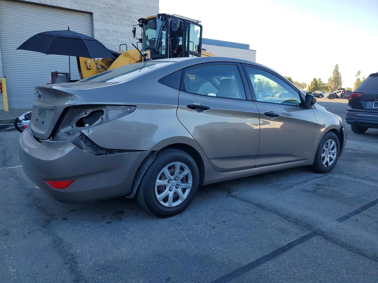 2012 Hyundai Accent Gls Brown vin: KMHCT4AEXCU057420