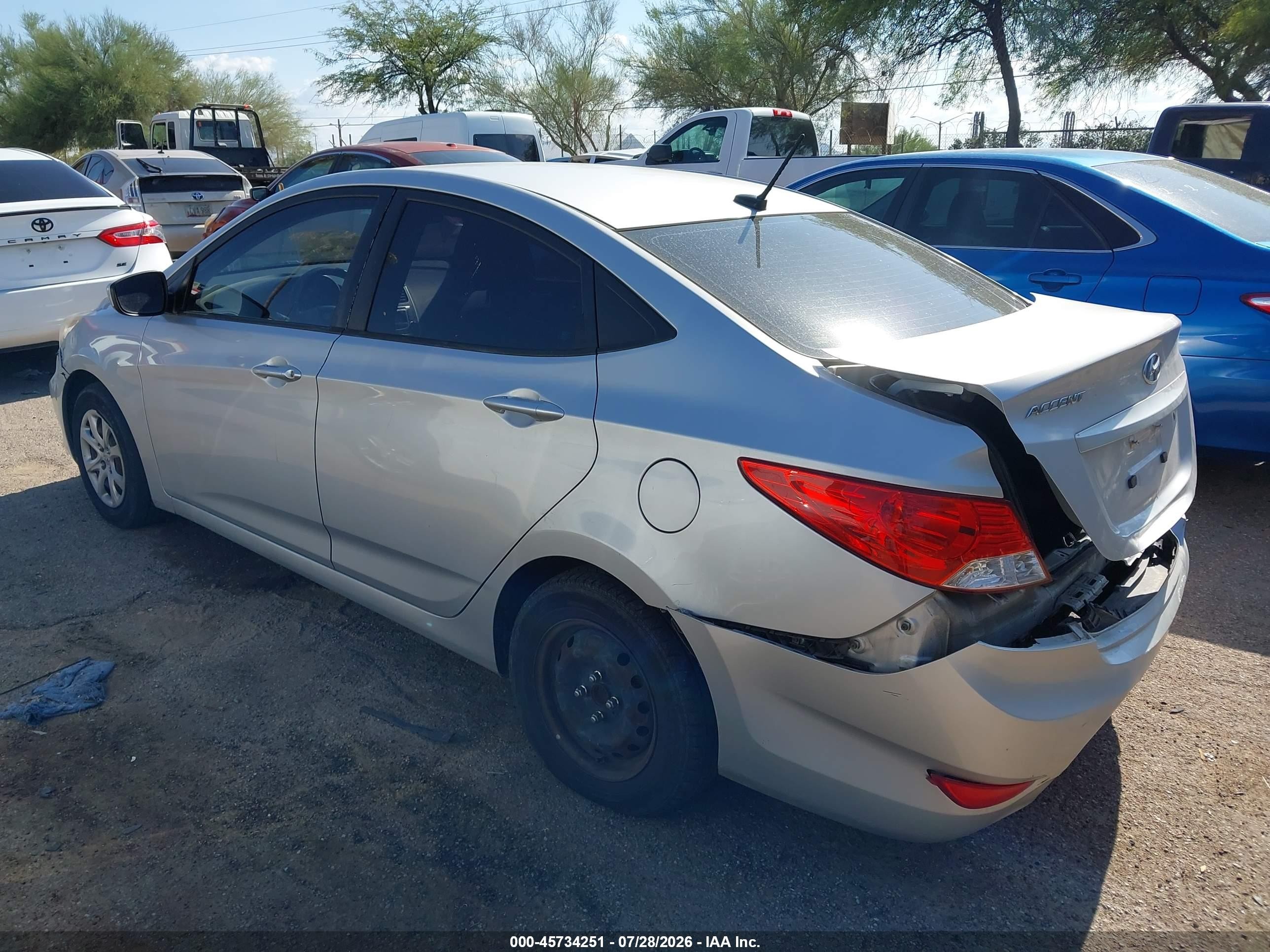 2012 Hyundai Accent Gls Silver vin: KMHCT4AEXCU157551