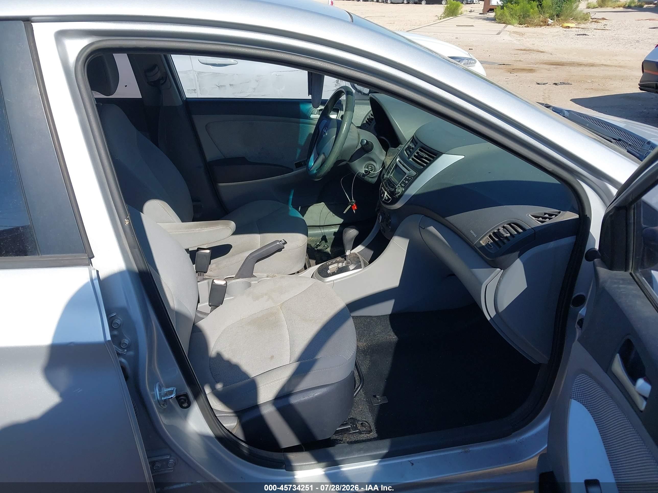 2012 Hyundai Accent Gls Silver vin: KMHCT4AEXCU157551