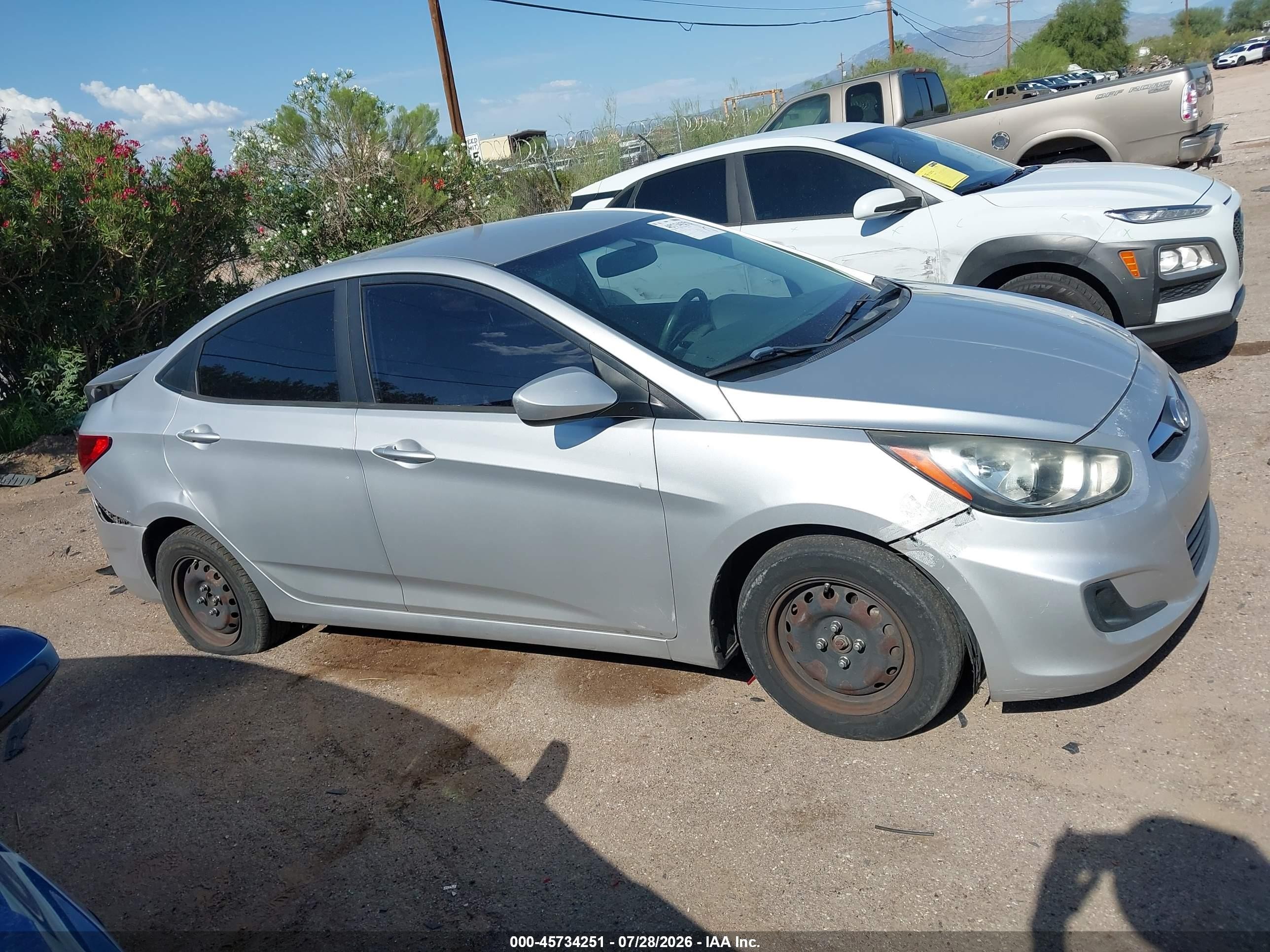 2012 Hyundai Accent Gls Silver vin: KMHCT4AEXCU157551