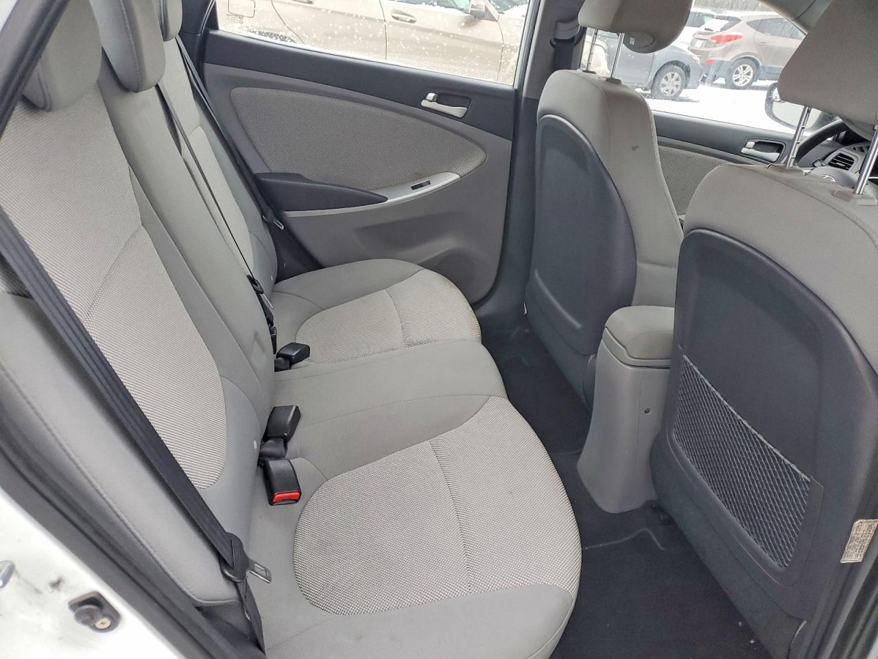 2012 Hyundai Accent Gls White vin: KMHCT4AEXCU220177