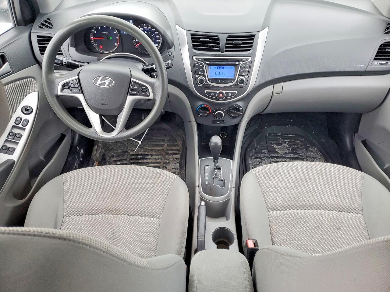 2012 Hyundai Accent Gls White vin: KMHCT4AEXCU220177