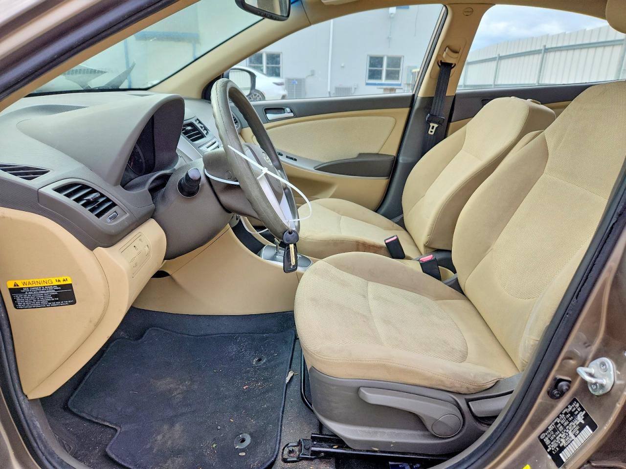 2013 Hyundai Accent Gls Gold vin: KMHCT4AEXDU345391