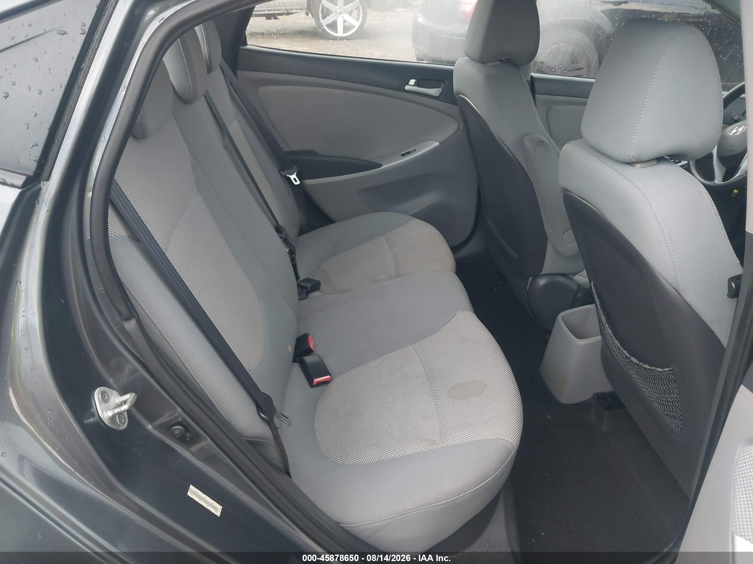 2013 Hyundai Accent Gls Gray vin: KMHCT4AEXDU355953