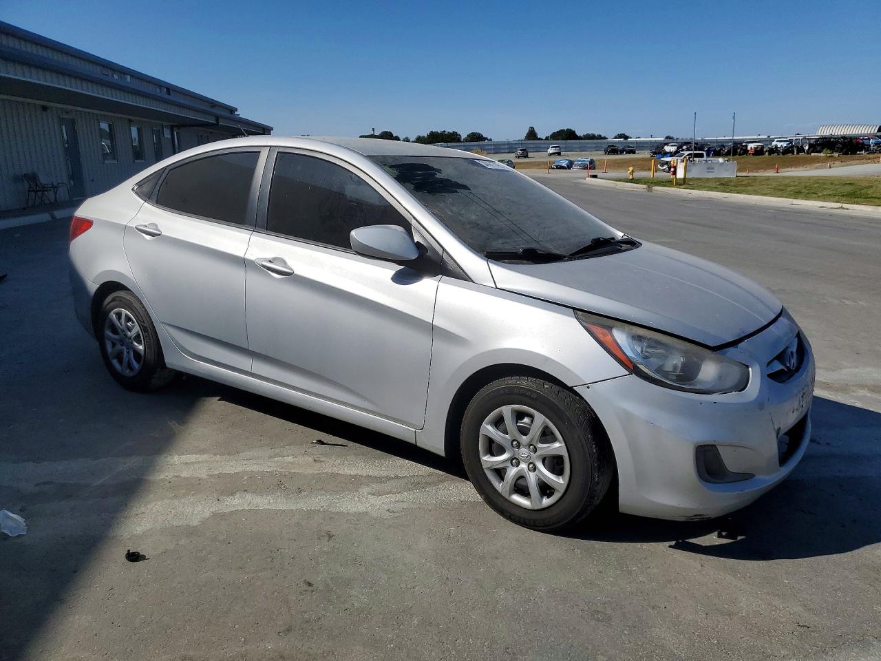 2013 Hyundai Accent Gls Silver vin: KMHCT4AEXDU357539