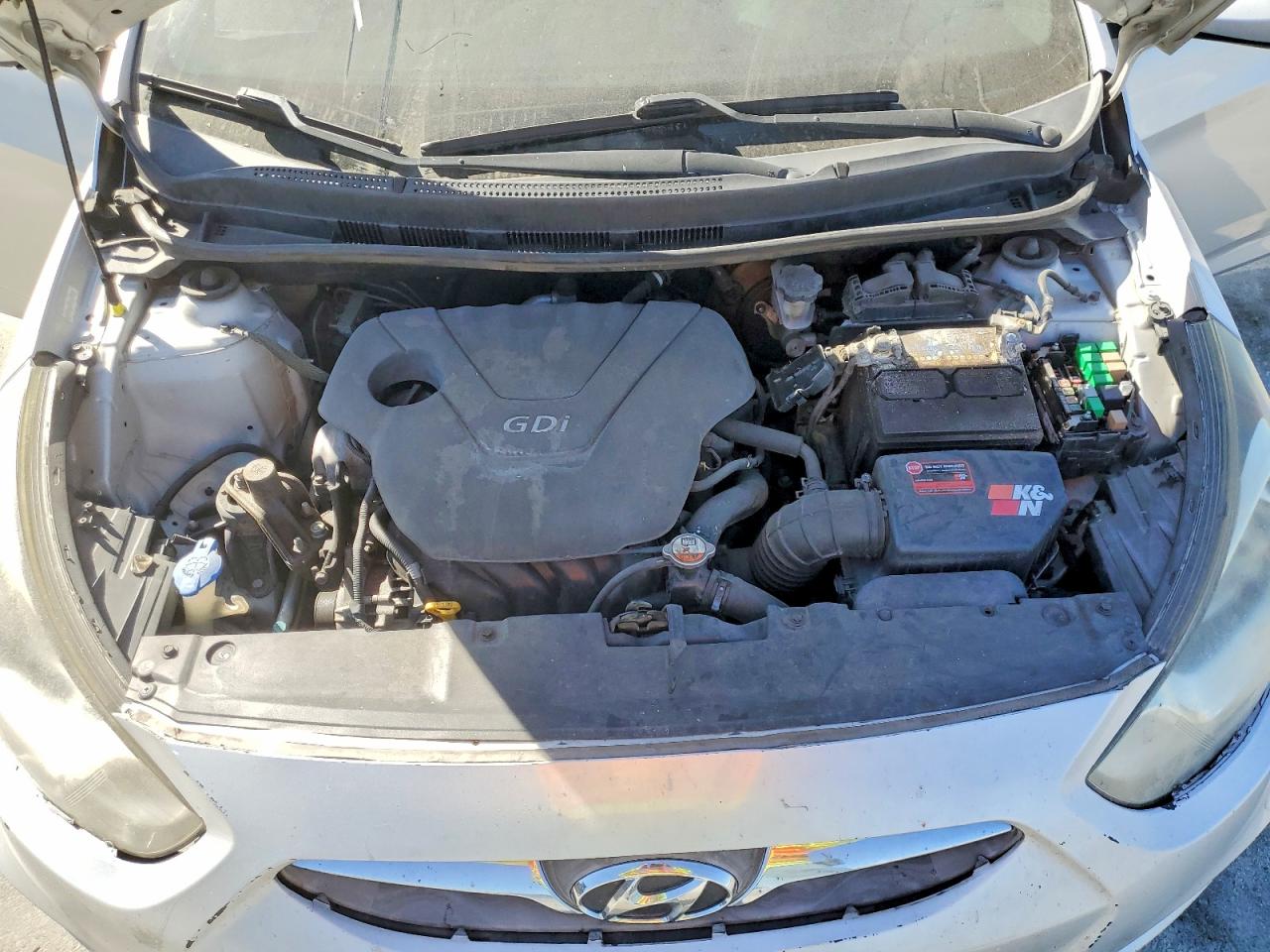 2013 Hyundai Accent Gls Silver vin: KMHCT4AEXDU357539