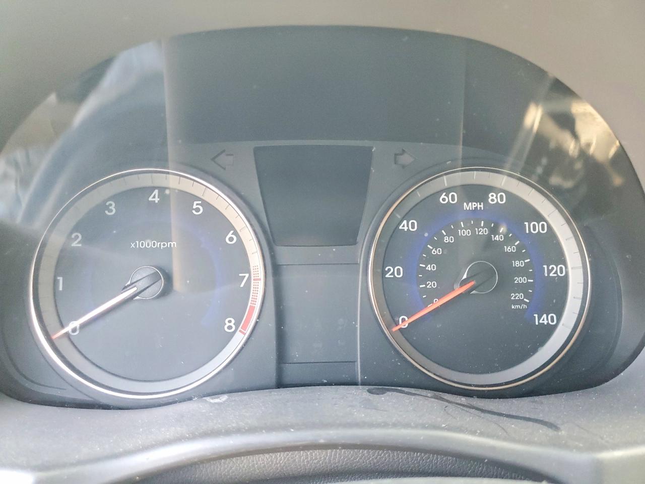 2013 Hyundai Accent Gls Silver vin: KMHCT4AEXDU357539