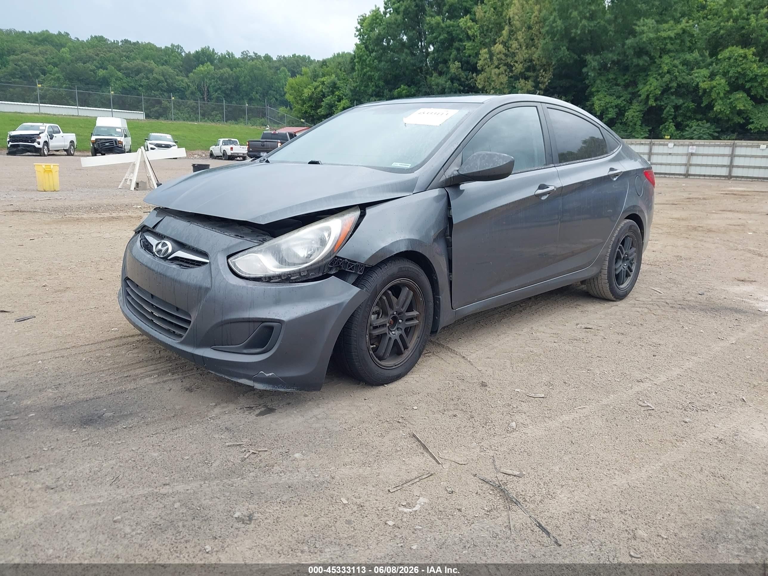 2013 Hyundai Accent Gls Gray vin: KMHCT4AEXDU411986