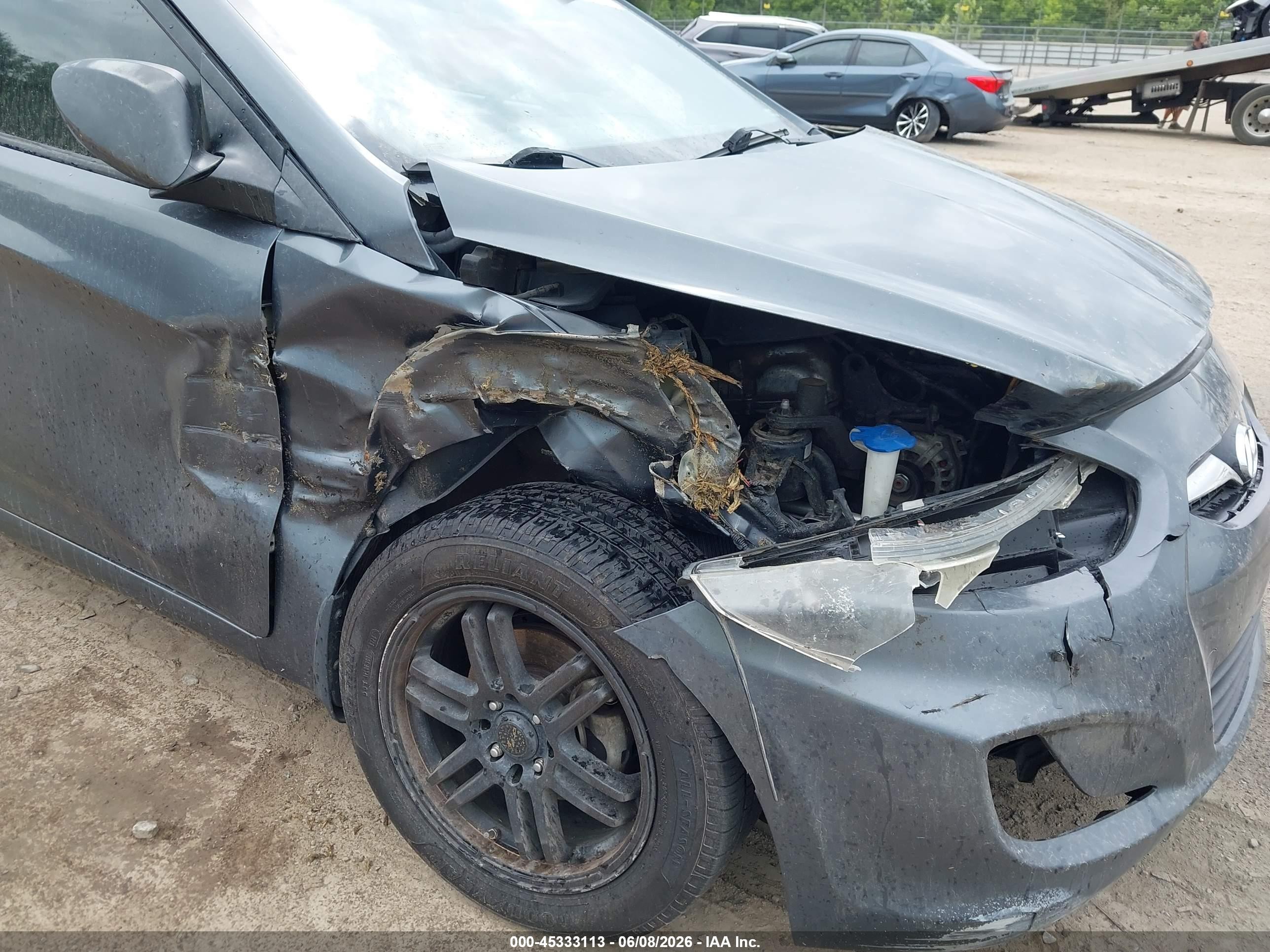 2013 Hyundai Accent Gls Gray vin: KMHCT4AEXDU411986