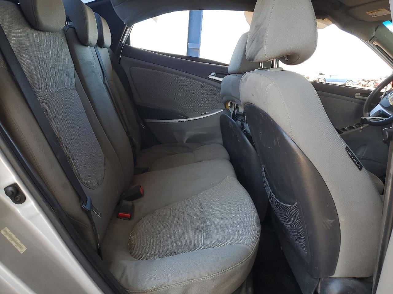 2013 Hyundai Accent Gls Silver vin: KMHCT4AEXDU481133
