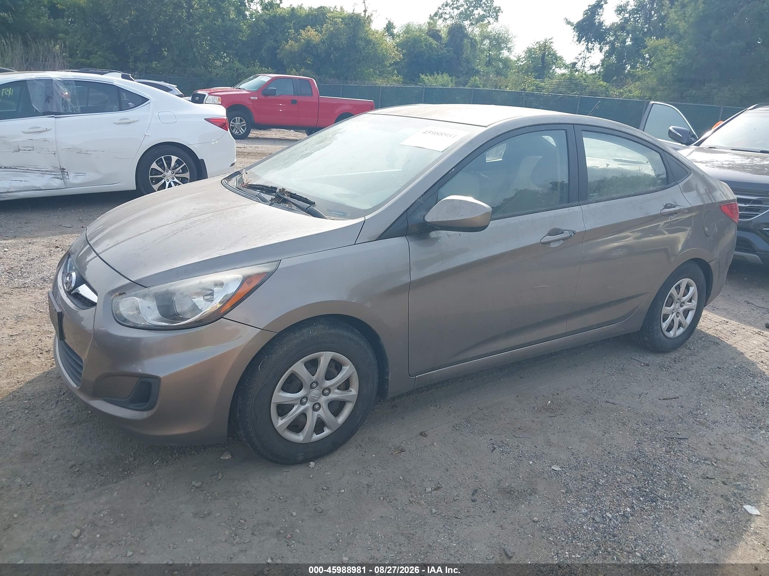 2013 Hyundai Accent Gls Beige vin: KMHCT4AEXDU490530
