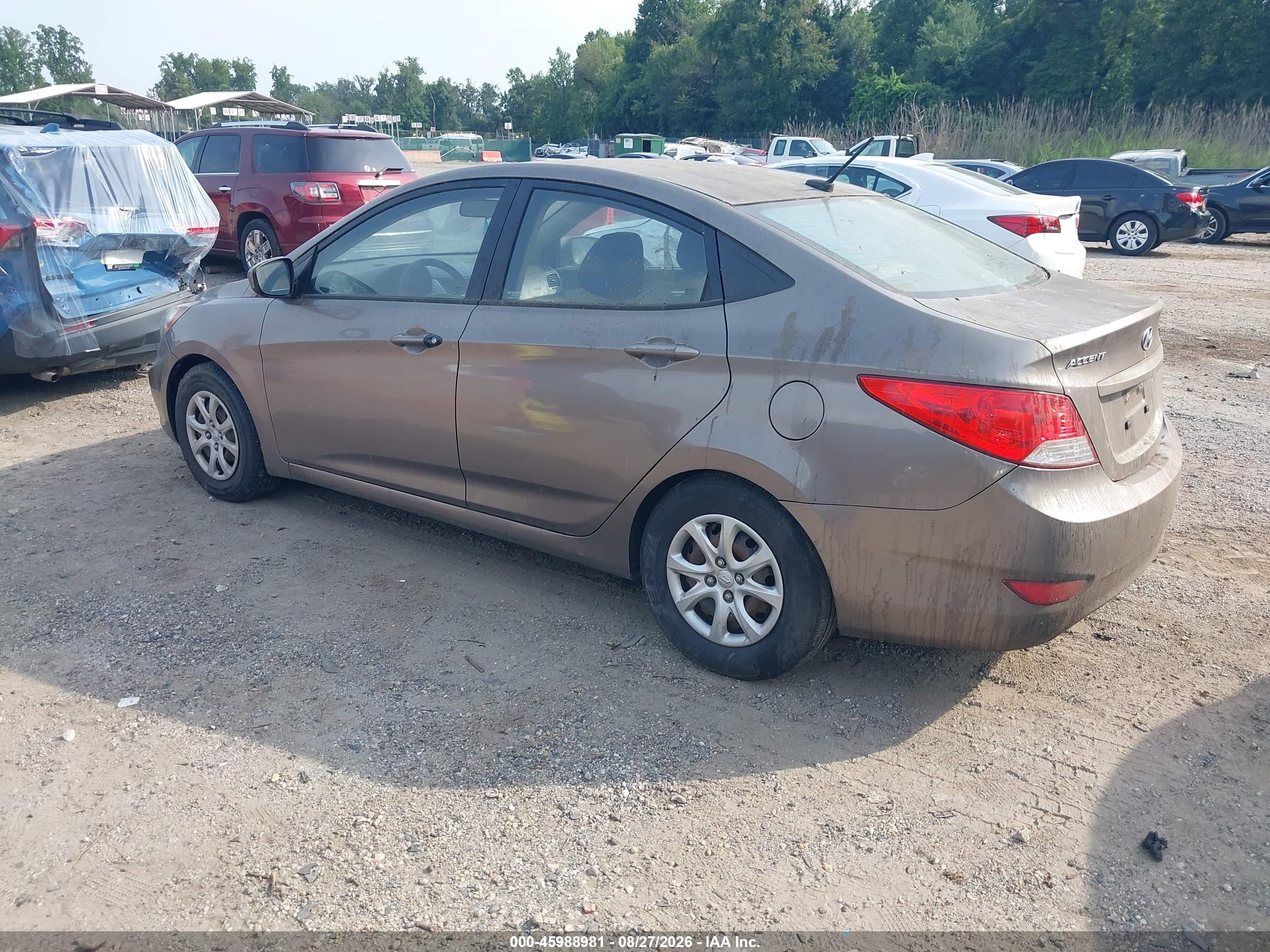 2013 Hyundai Accent Gls Beige vin: KMHCT4AEXDU490530