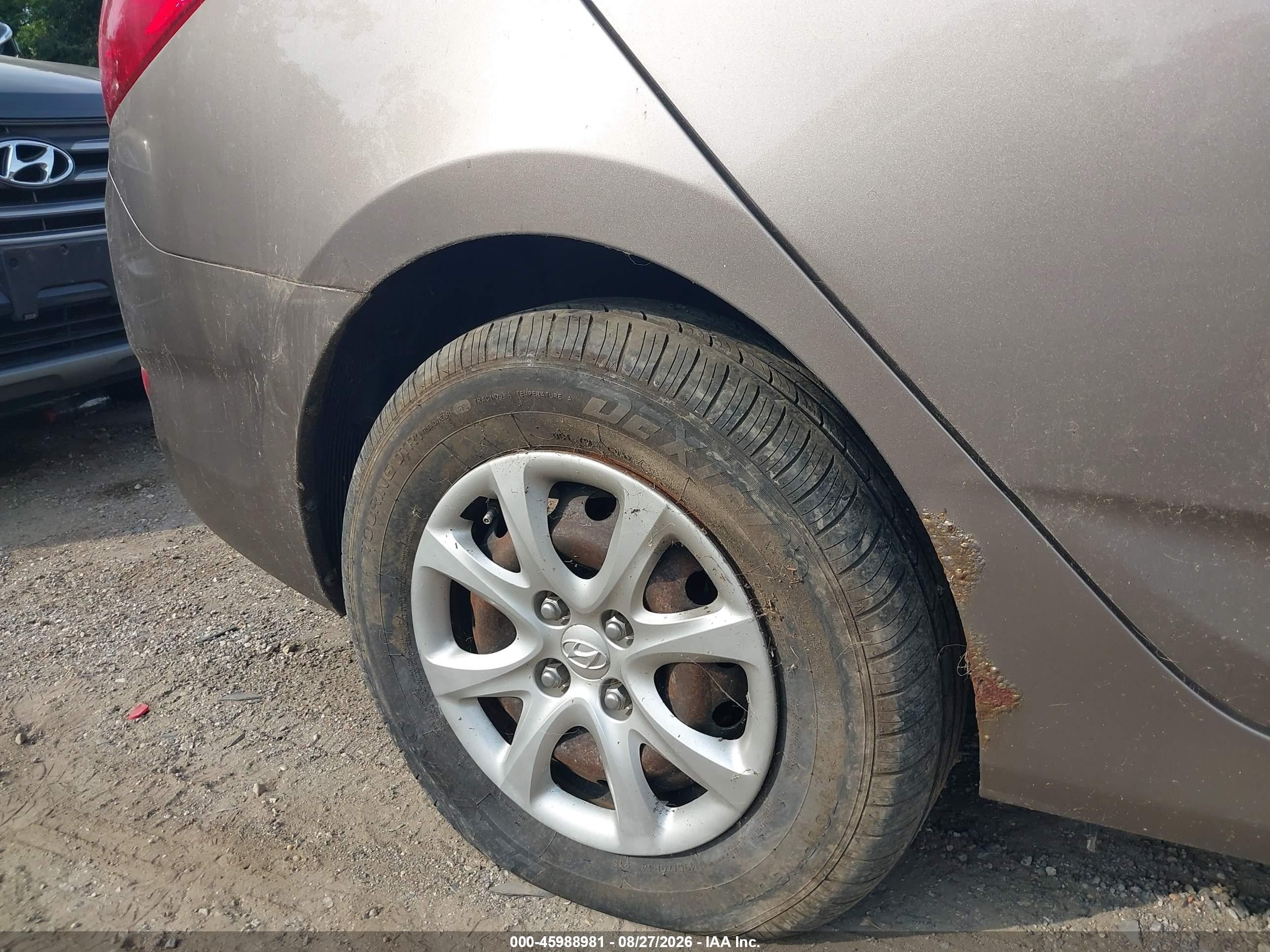 2013 Hyundai Accent Gls Beige vin: KMHCT4AEXDU490530