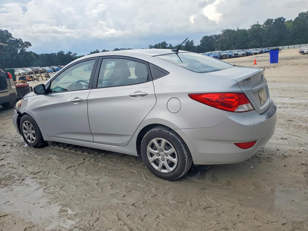 2013 Hyundai Accent Gls Silver vin: KMHCT4AEXDU534333